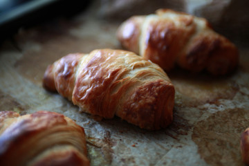 Selbst gemachte Croissant zum Frühstück