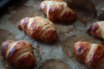 Selbst gemachte Croissant zum Frühstück