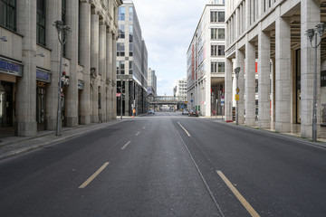 Fototapeta na wymiar Friedrichstraße, Berlin, Deutschland, ohne Touristen im April 2020 (Corona-Pandemie)