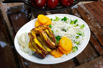 vegetable, roast beef and mashed potatoes