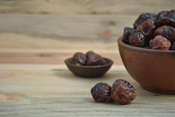 dried date palm fruits