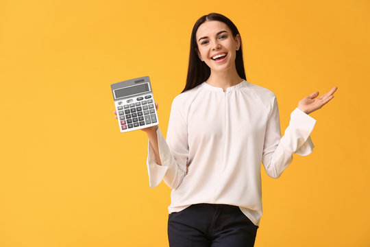 Calculator Woman Images – Browse 108,491 Stock Photos, Vectors, and Video |  Adobe Stock