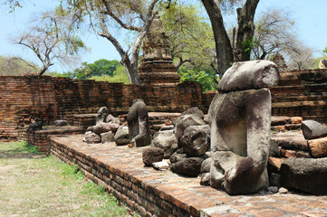 Fototapeta na wymiar Gallery of Buddha Remains from Ruins