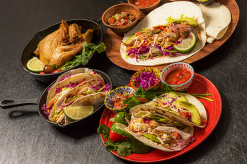 メキシコ料理　タコス　 Mexico's representative dishes (tacos)