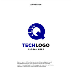 Obraz premium Q Technology Circuit Alphabet. Logo. Simple, modern, futuristic. With Blue Gradation Color.