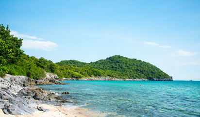 Fototapeta na wymiar Tropical sea beach for summer seasonal