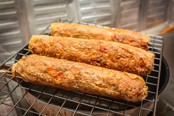Deep fried shrimp and pork meat rolls.