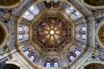 Lodi, interno chiesa Incoronata