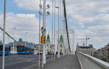 Fototapeta premium bridge over the river and exit to Battyani Square - Budapest Square