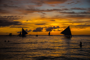 Fototapeta na wymiar White beach sunset on Boracay island, Philippines.