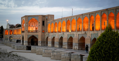 Khaju-brug in de stad Shiraz in Iran