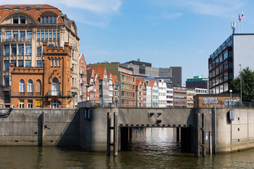 Fototapeta na wymiar Blick in die Hamburger Hafencity