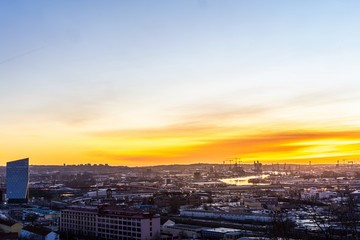 Fototapeta na wymiar Beatiful yellow sunset over the city of Gothenburg.