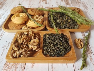 Cookies and nuts for breakfast