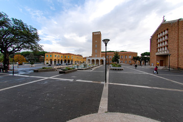 Pomezia Piazza Indipendenza