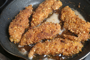 pollo rebozado con maiz