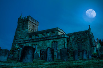 Obraz premium Kirche bei Nacht