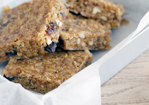 Oatmeal bars flap jack fruit nuts seeds healthy snacks