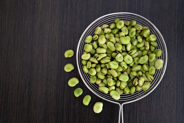 Fèves fraîches