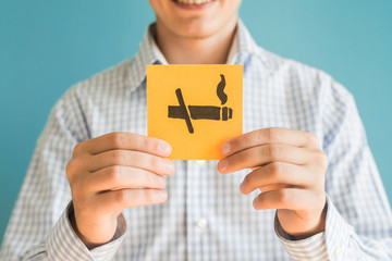 Picture icon in hand No smoking