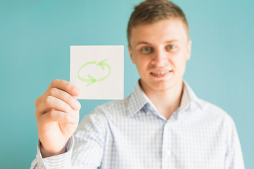 Picture icon arrows on a circle in the hand