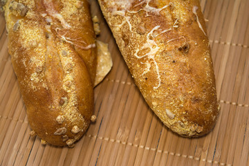bread baguette loaf fresh cheese France bun flour flour malt bran wheat corn sunflower seeds baked cereals food crunch
