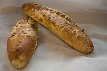 bread baguette loaf fresh cheese France bun flour flour malt bran wheat corn sunflower seeds baked cereals food crunch