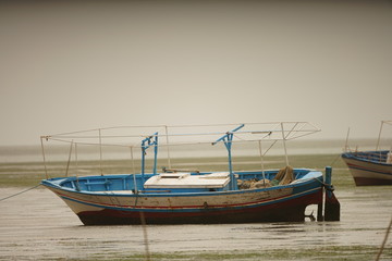 Fototapeta na wymiar old fishing boat