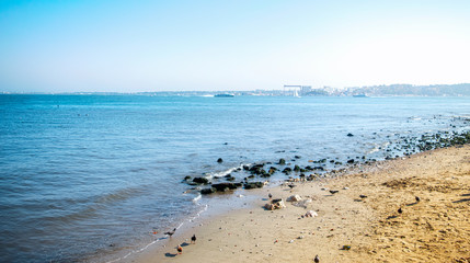 Obraz premium Azure blue ocean near Lisbon in Portugal