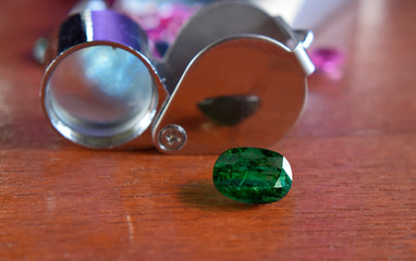 
Is a green gem
For making jewelry