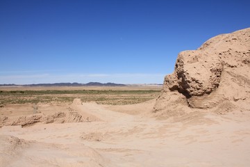 ウズベキスタンのトプラク・カラ遺跡