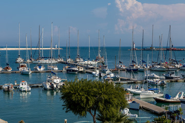 Fototapeta na wymiar Manfredonie waterfront with harbor and castle