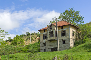 Fototapeta na wymiar Houses from the nineteenth century in Zlatolist, Bulgaria