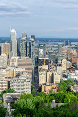 Obraz premium Incredible city view of Montreal from rooftop