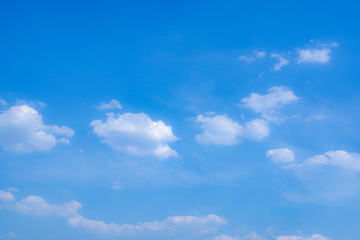 Fototapeta premium The sky is white with a beautiful layer on a bright sky for the background.