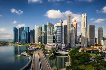 Fototapeta na wymiar Singapore 2020 early morning at Esplanade Bridge overlook to central business district 
