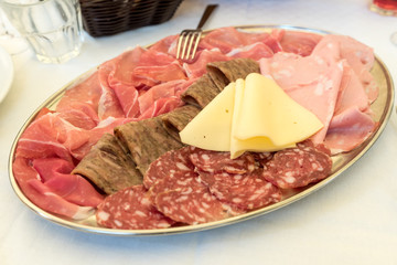 Cold cuts and mixed cheeses