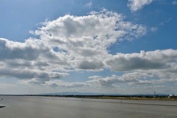 春の筑後川