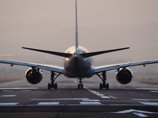 Naklejka premium 飛行機