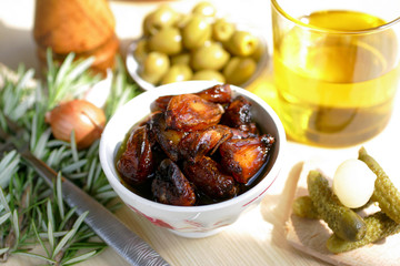 Recette de confit d'ail huile d'olive et fines herbes