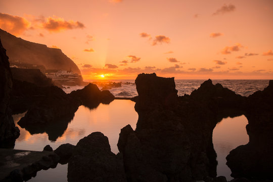 PORTUGAL MADEIRA PORTO MONIZ COAST © flu4022