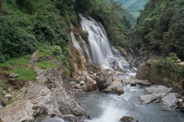 Obraz na płótnie Canvas Waterfall in Sapa