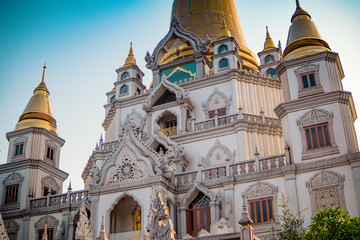 Obraz premium Buu Long pagoda has the unique combination of architectural style of India, Myanmar, Thailand and Vietnam, located at Ho Chi Minh city, Vietnam