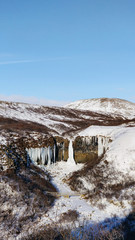 Vereister Wasserfall in Island