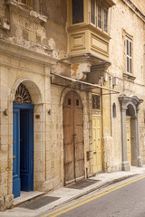 Fototapeta na wymiar streets of malta