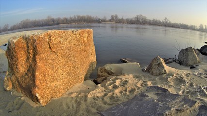 Kamień na plaży 