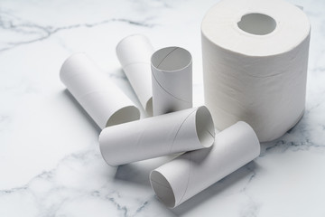 トイレットペーパー