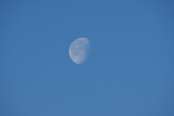 Luna nel cielo azzurro del Piemonte - Italy
