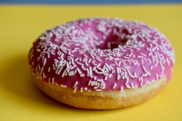 donut with sprinkles