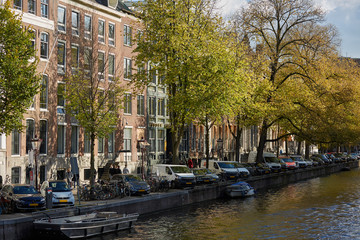 Fototapeta na wymiar Amsterdam canal view in autumn